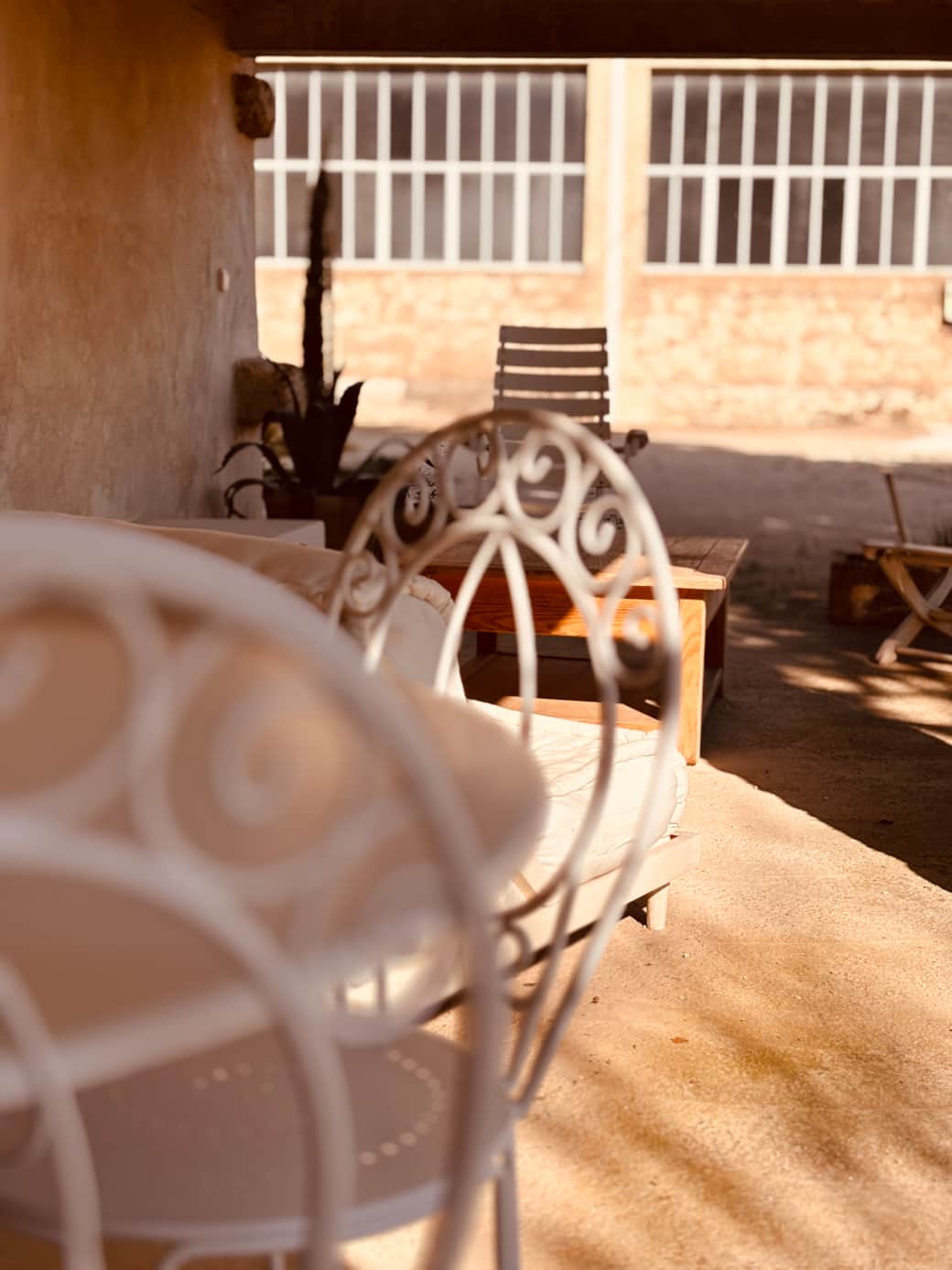 Maison poumo espace detente ombre gite