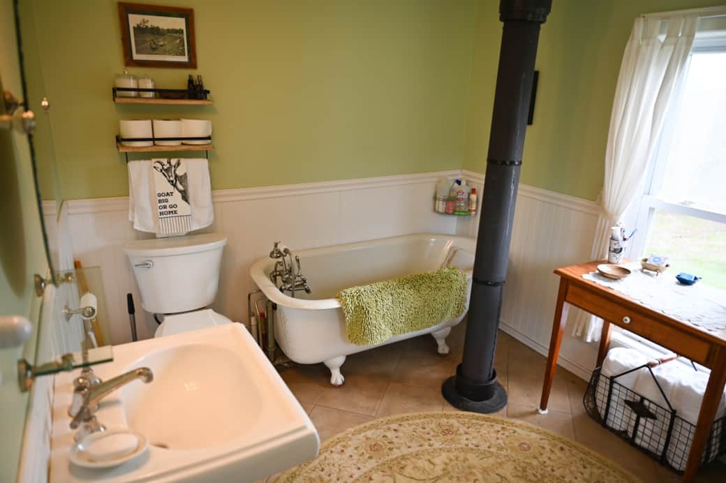Bathroom with clawfoot tub
