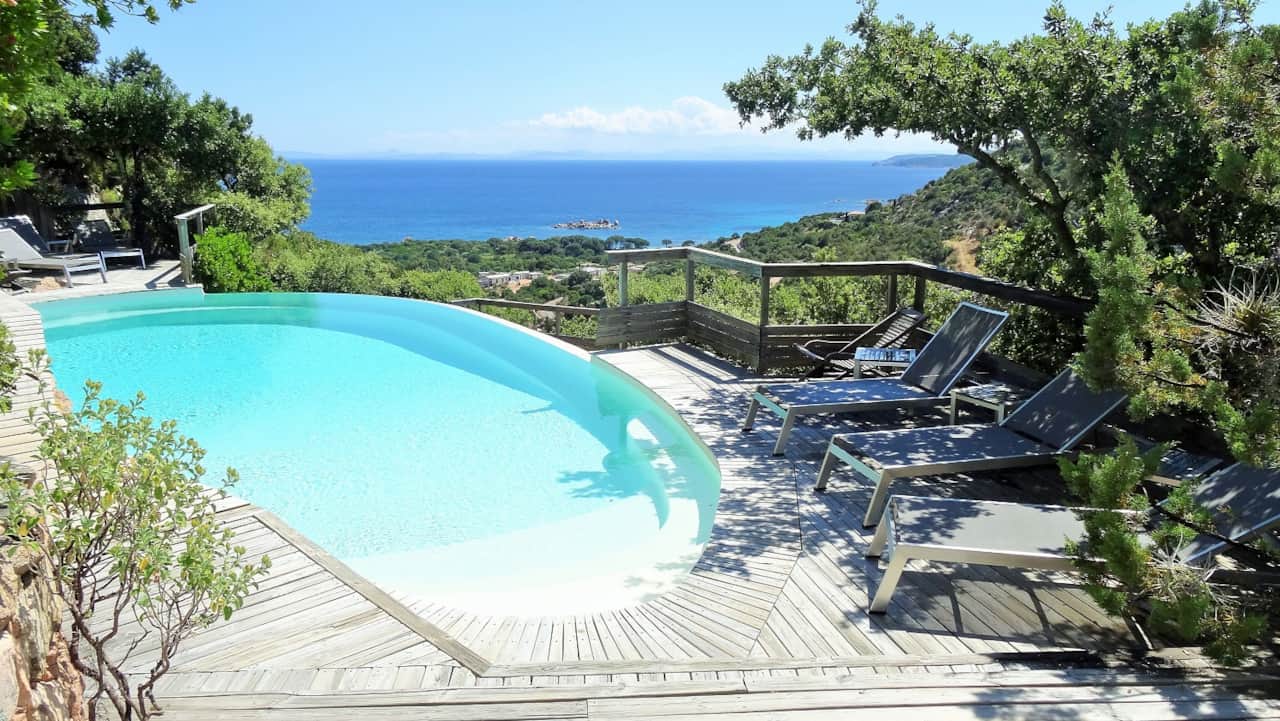 La piscine A ALTEZZA.