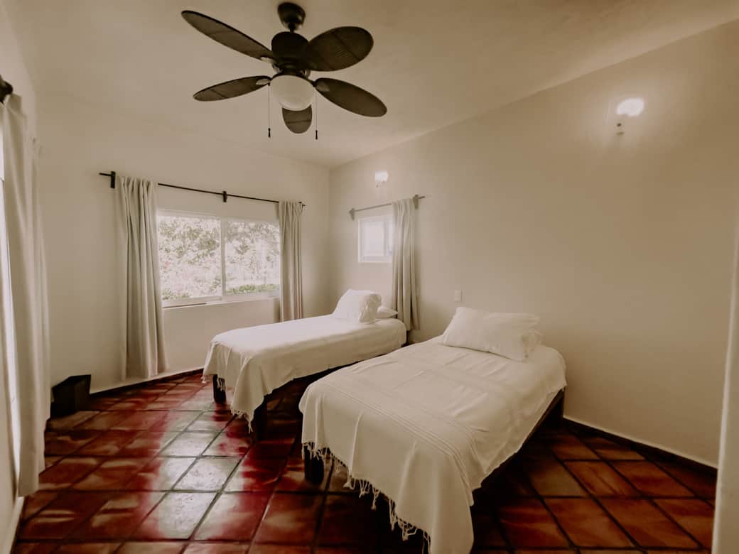 Cuarto1 twin beds