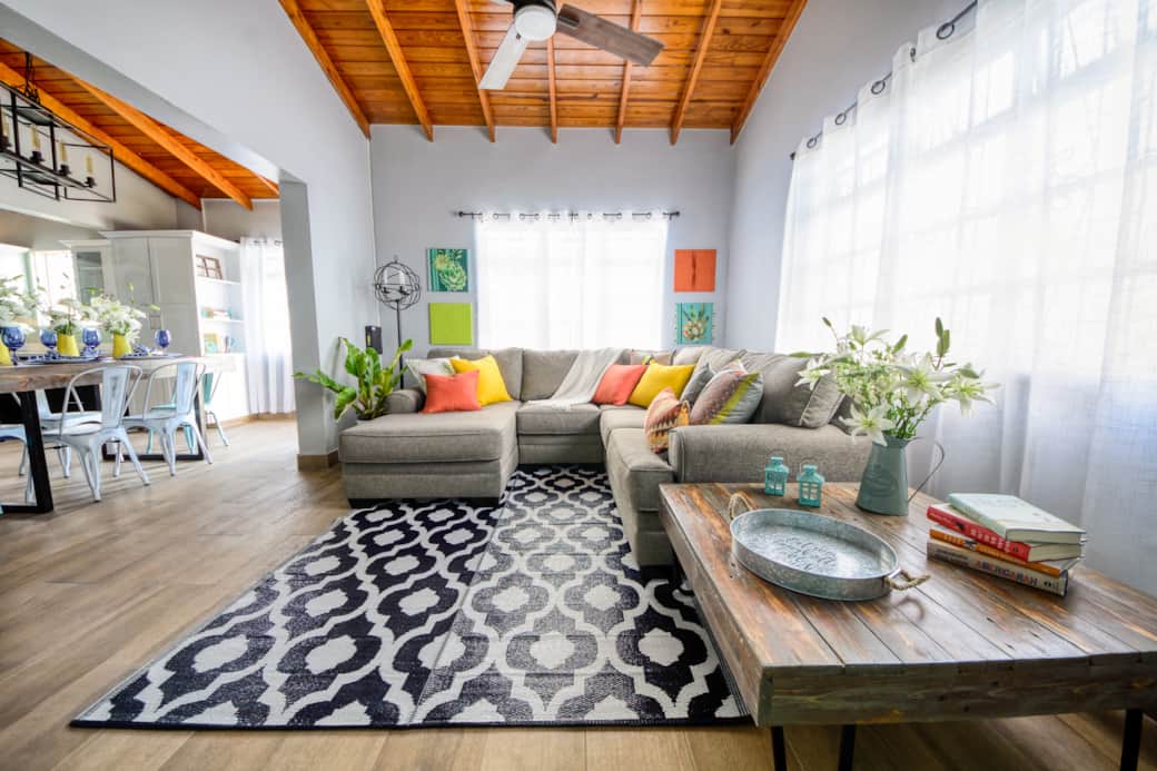 Living room 4