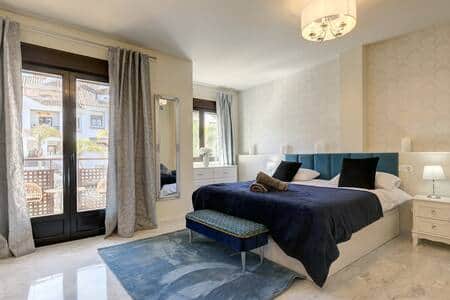 Rob Springall Stunning Modern Townhouse in Riviera del Sol - Vacation Home in Mijas
