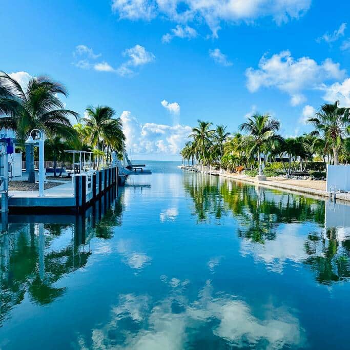 Super Snapper OceanView Heated Pool, Tiki, Large Dock, Lanai — Marathon — vacation rental
