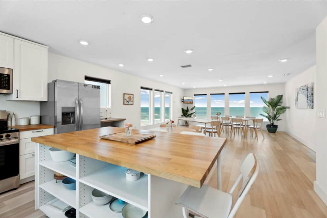 The views of South Ponte Vedra Beach are amazing from our fully stocked kitchen