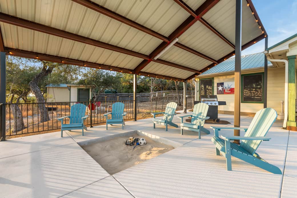 Kids Can Enjoy the Sandbox Kids Can Enjoy the Sandbox