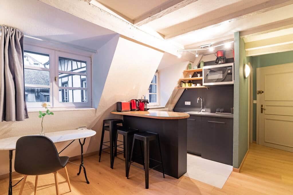 CityCosy  Strasbourg Authentic quai des Bateliers