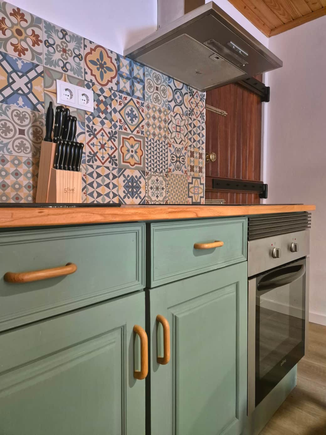 Casa Hernani Kitchen Overview