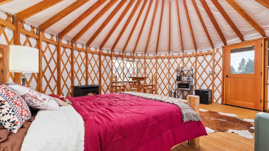 Yurt 2 Bed and Interior Door
