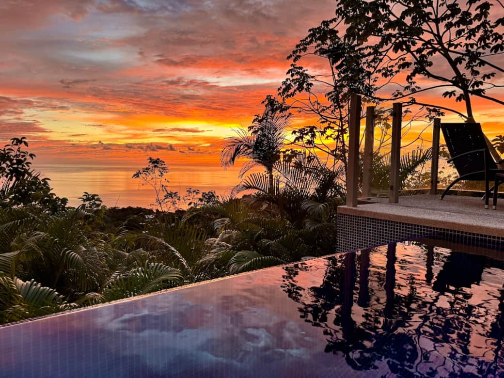 Dramatic Sunset views from the infinity pool.