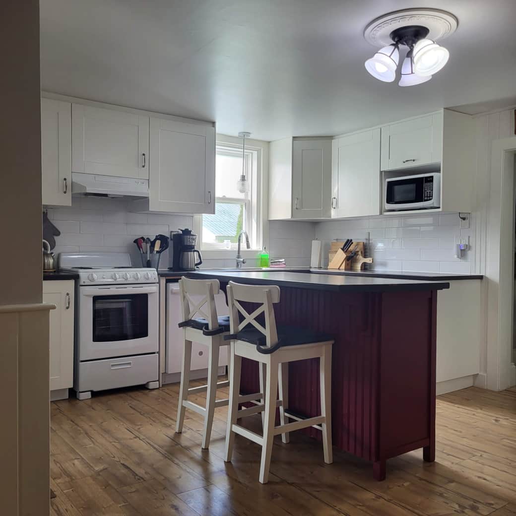 Efficient kitchen with island. 