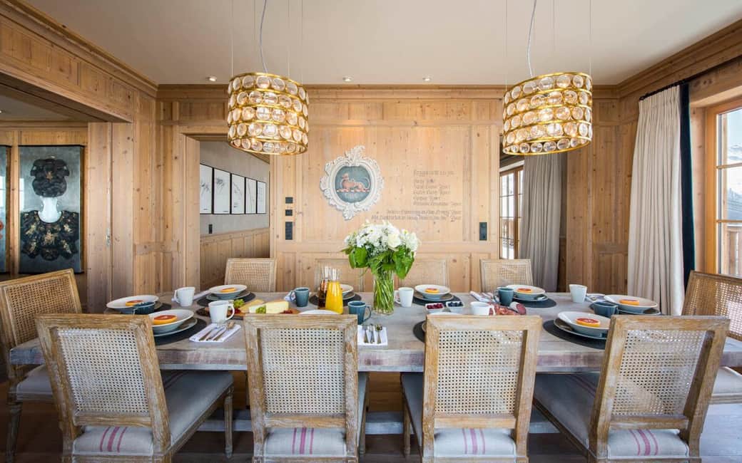 9 83 1200x750 9 83 1200x750