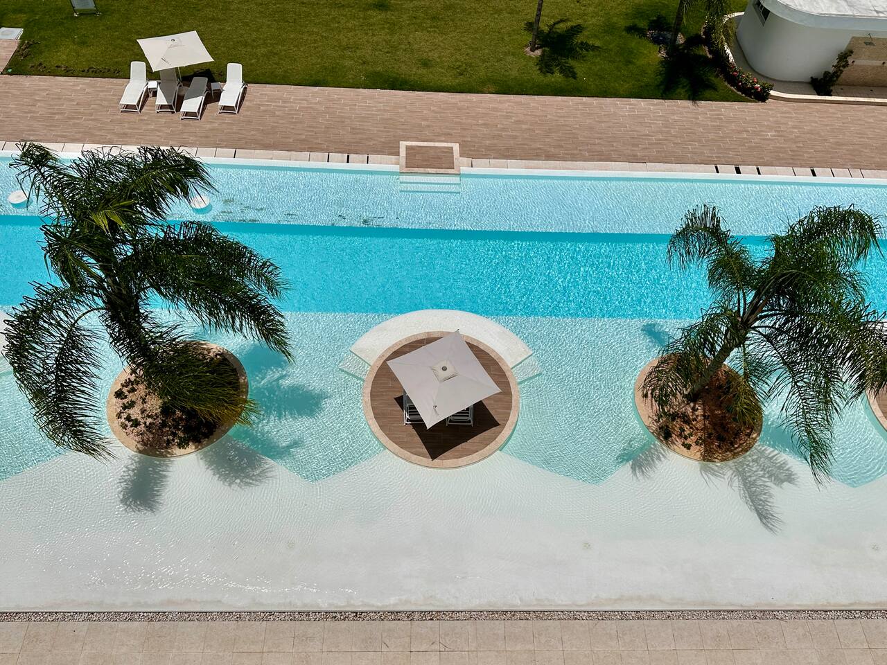 1st floor Pool front 2 BR Condo Cana Rock Star photo 5