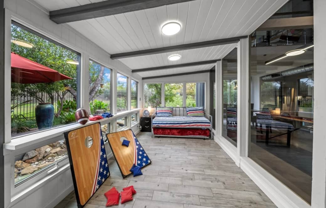 sunroom