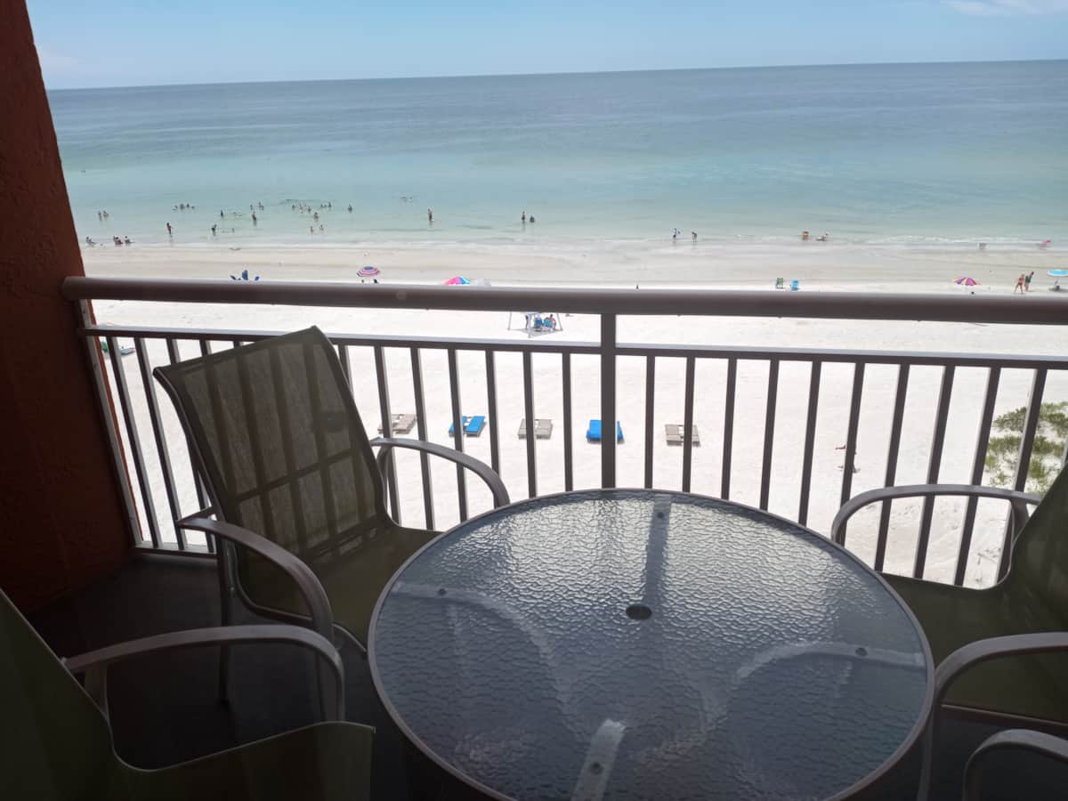 OUTSTANDING CHATEAUX 507 DIRECT GULF FRONT 1 / 1 condo Apartment