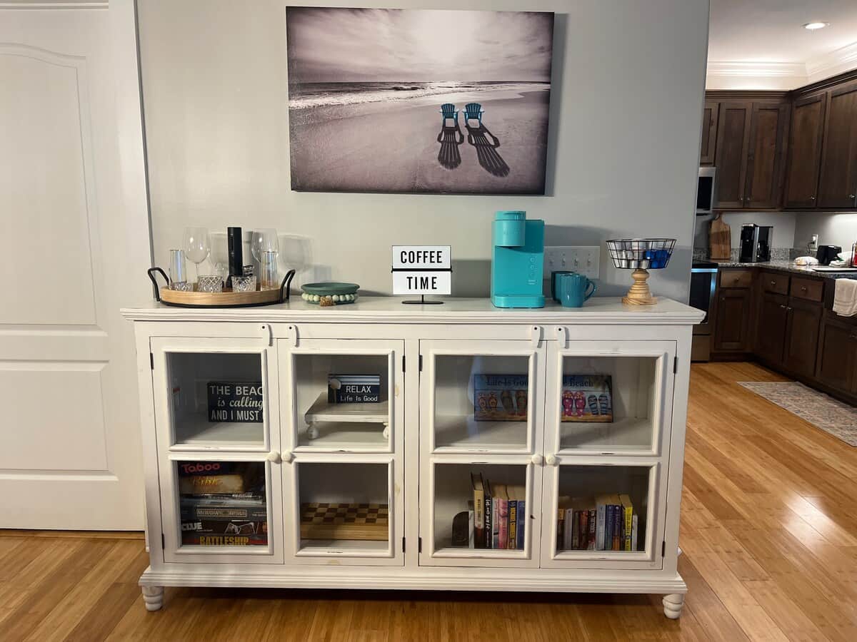 Coffee and wine bar. 
