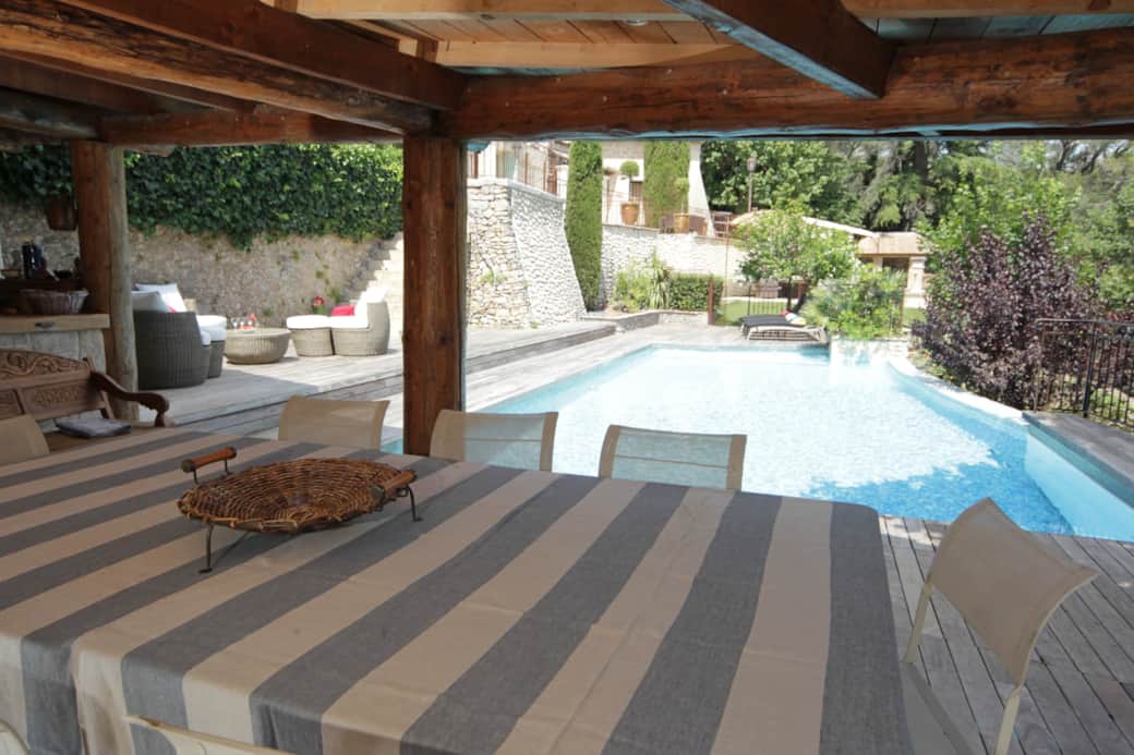 coin repas pool House