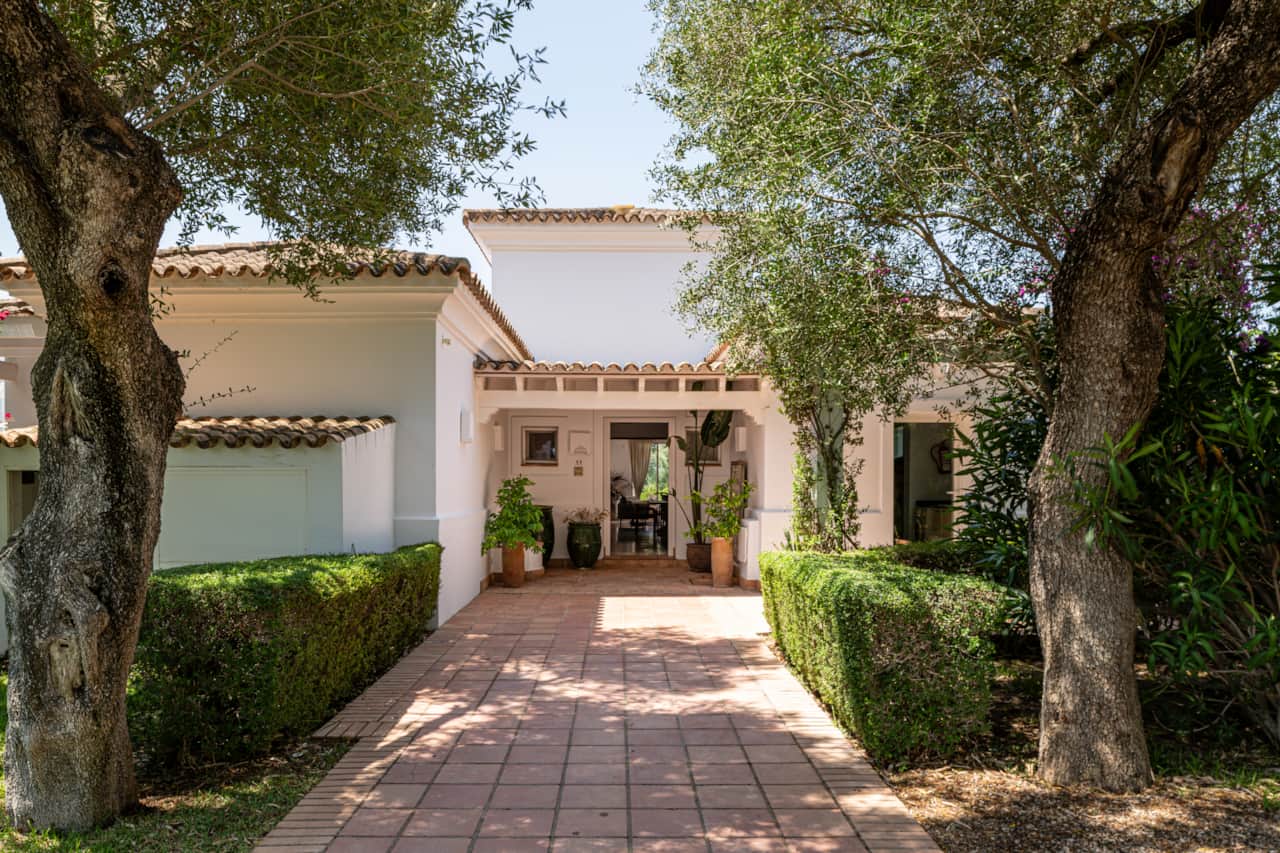 Vanilla Villa entrance