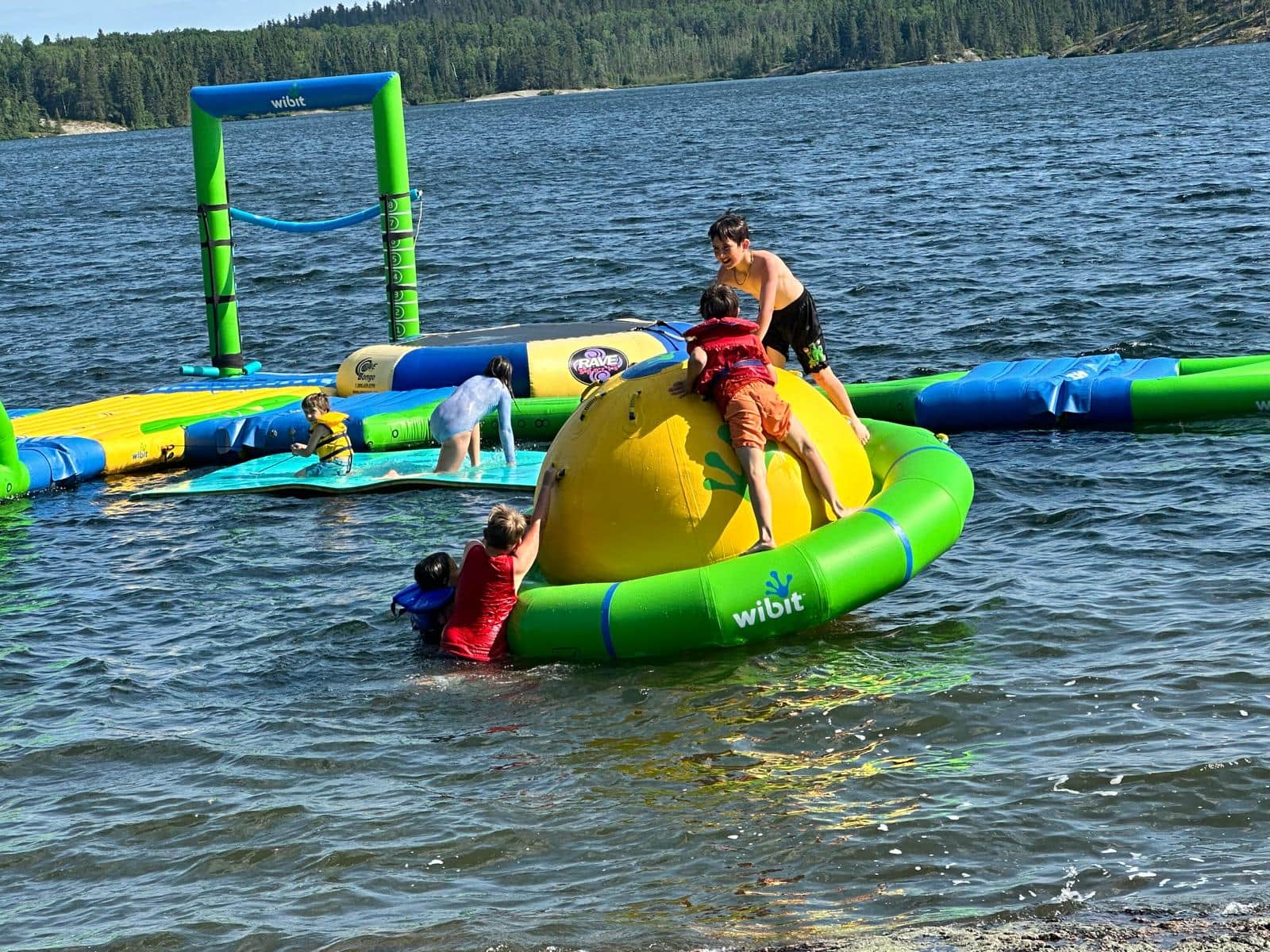 inflatable-water-park-families-kenora.jpeg