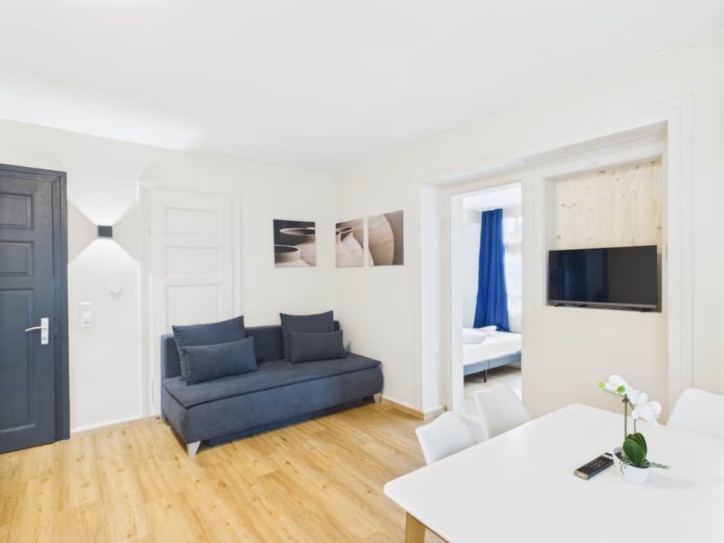 Bequemes ausziehbares Schlafsofa Bequemes ausziehbares Schlafsofa