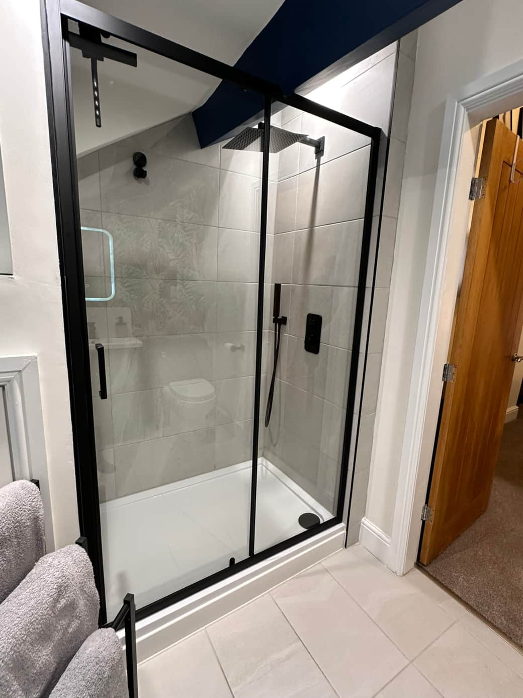 Modern Shower