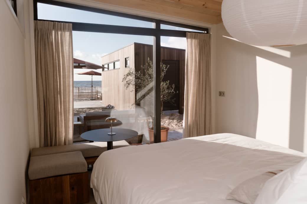 PIATTI BEACH SUITE 04