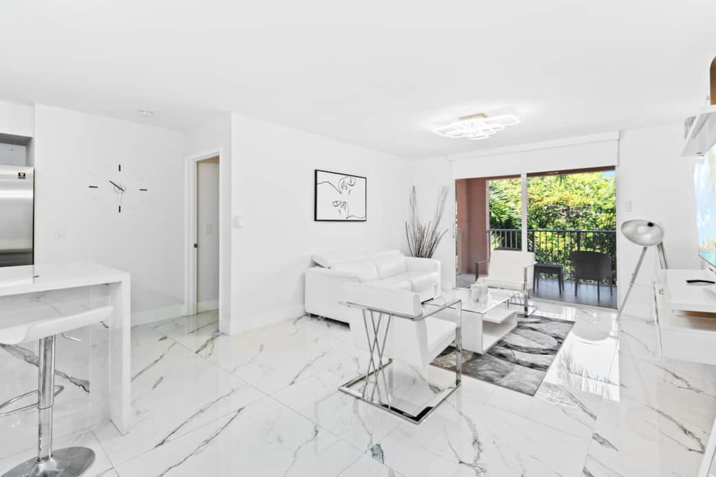 4 print 19877 w country club dr 503