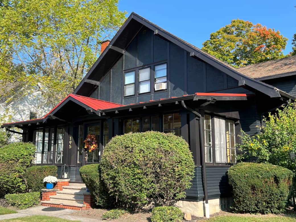 Welcome to our Bungalow! Welcome to our Bungalow!