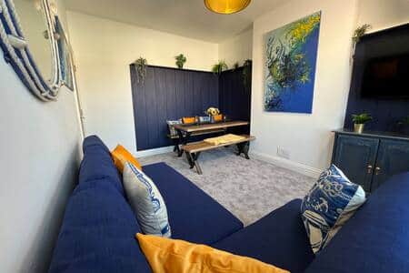 Pull out double sofa bed in the Lounge