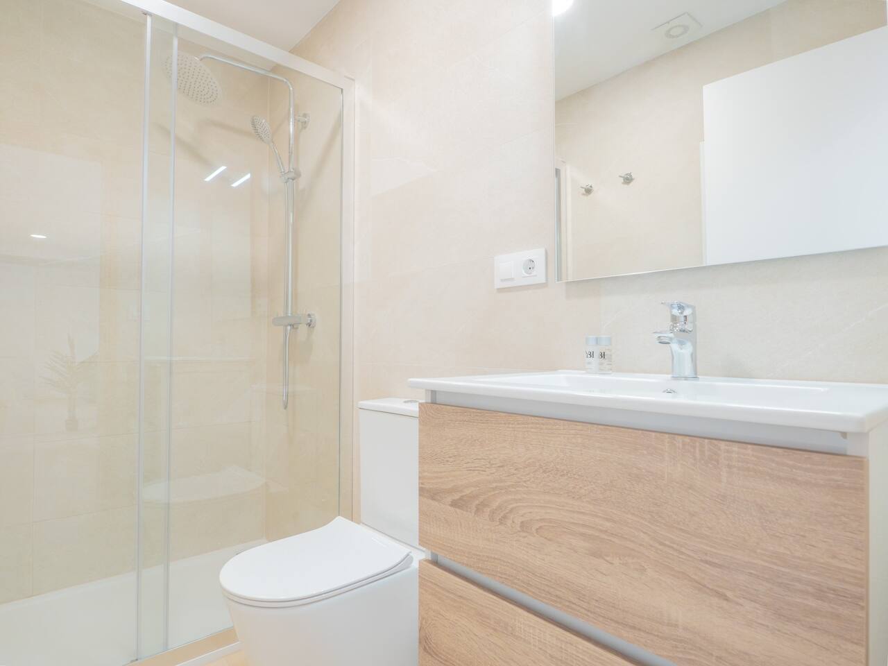 YBH Villa Lara - Apartamento 303