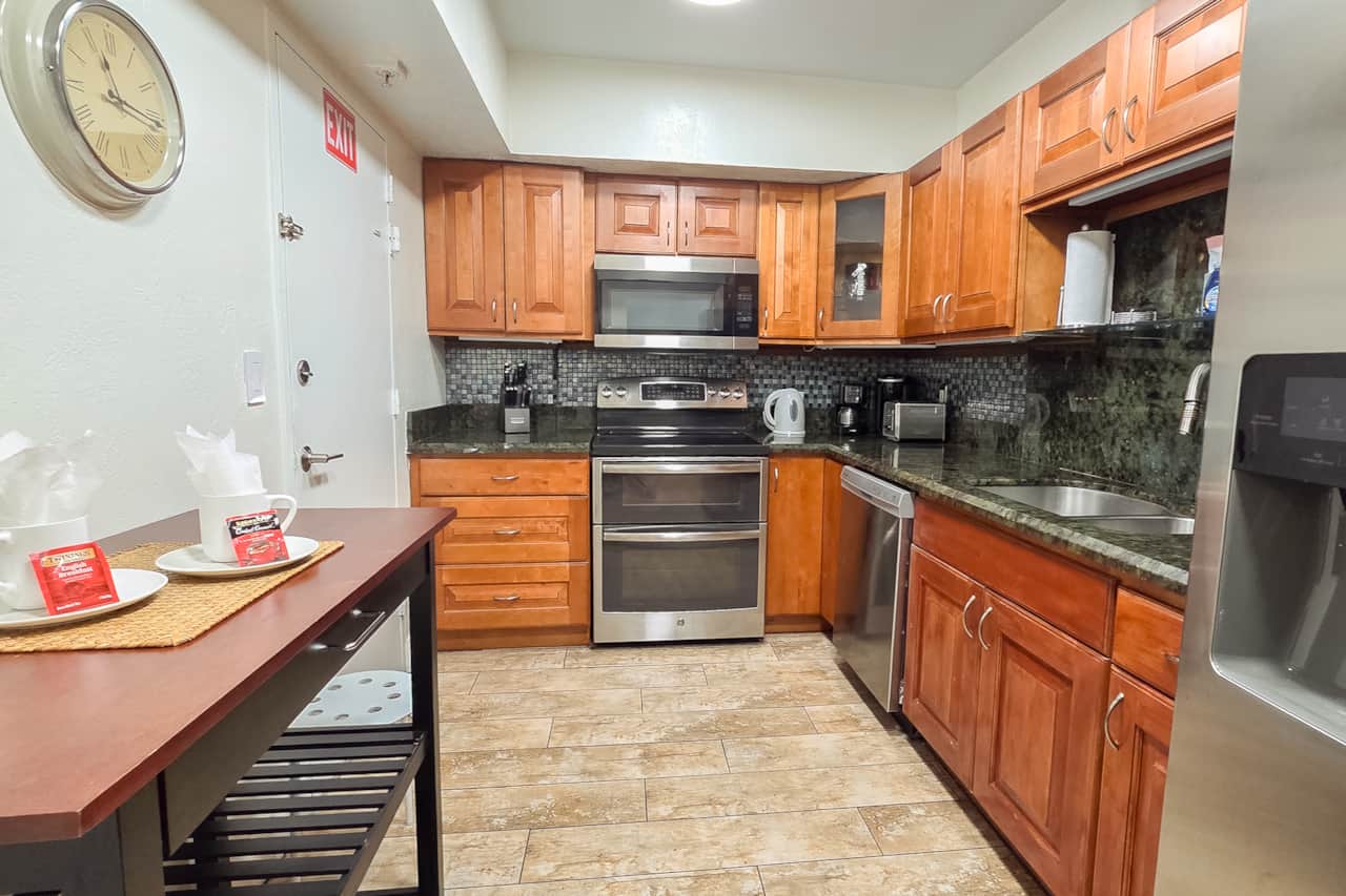Fully equipped kitchen