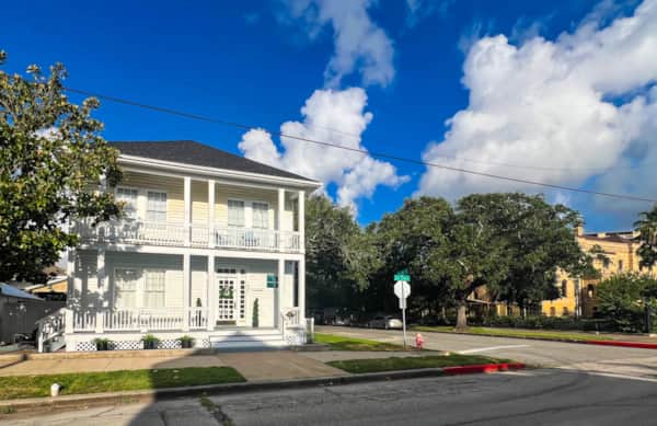White Magnolia Galveston right next door to the Bryan Museum