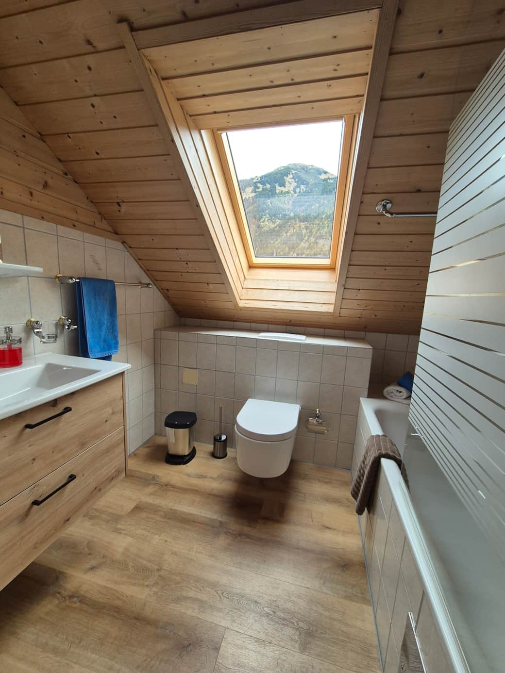 Badezimmer 1