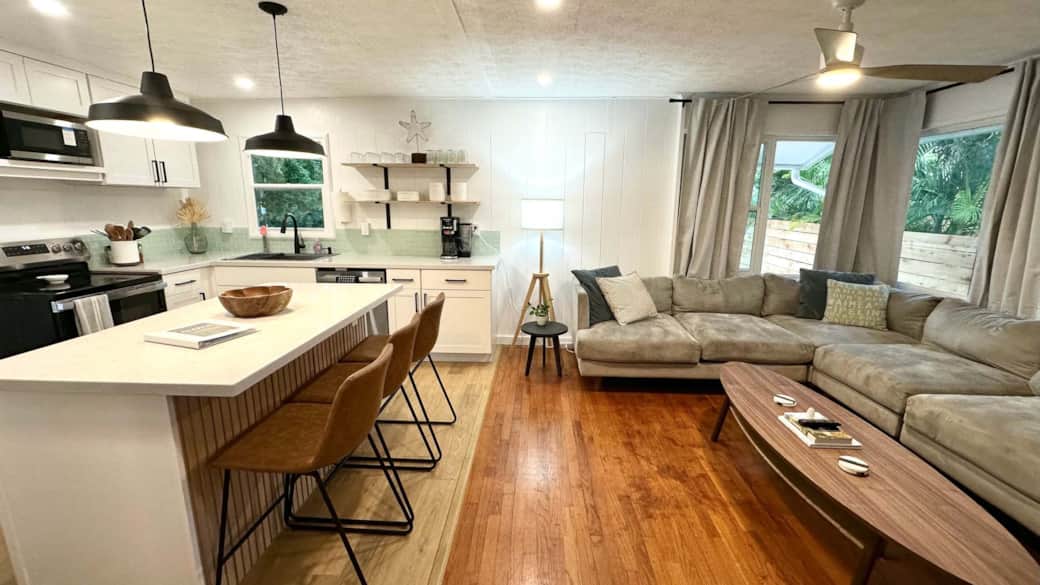 Living Room/Kitchen